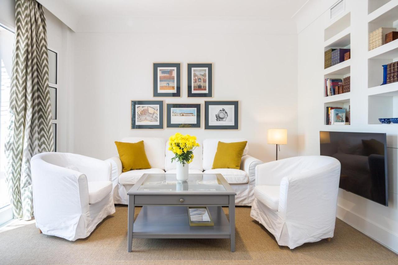 Adriano 16 Apartment Seville Luaran gambar